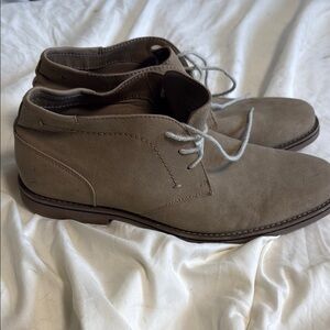 Sonoma Tan Chukka Boots with Suede Upper